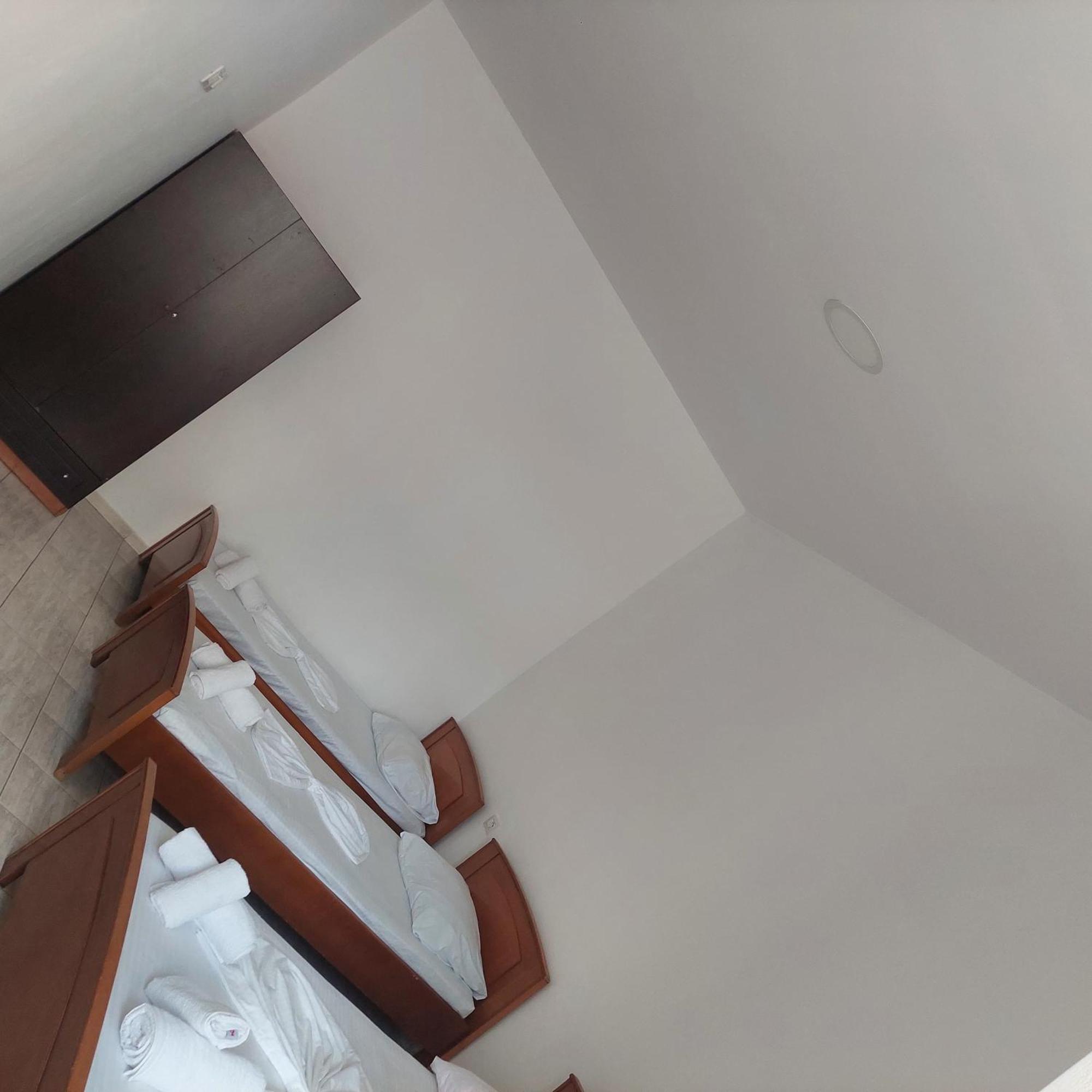 Casa Mia Economy Condos Sarandë Eksteriør bilde