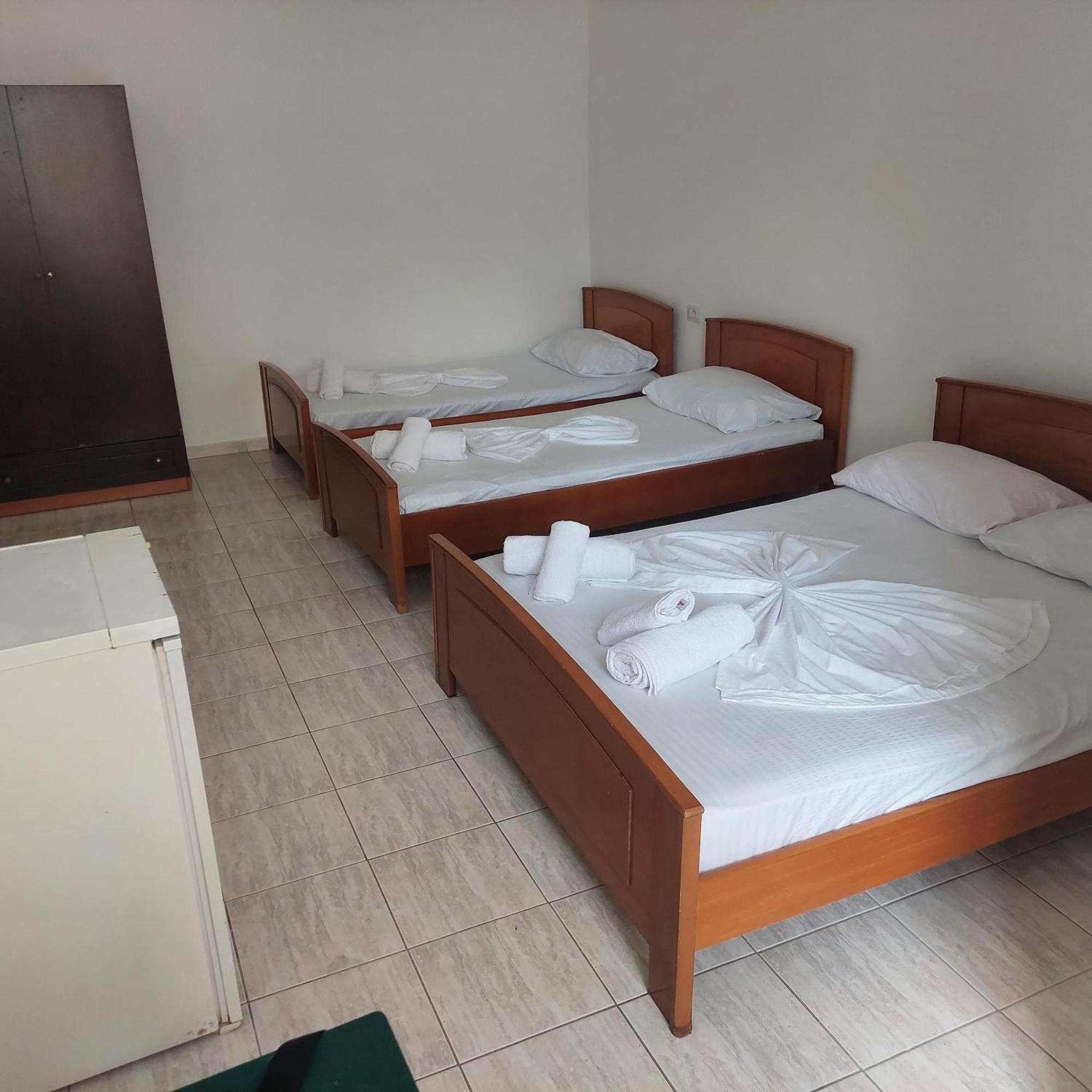 Casa Mia Economy Condos Sarandë Eksteriør bilde