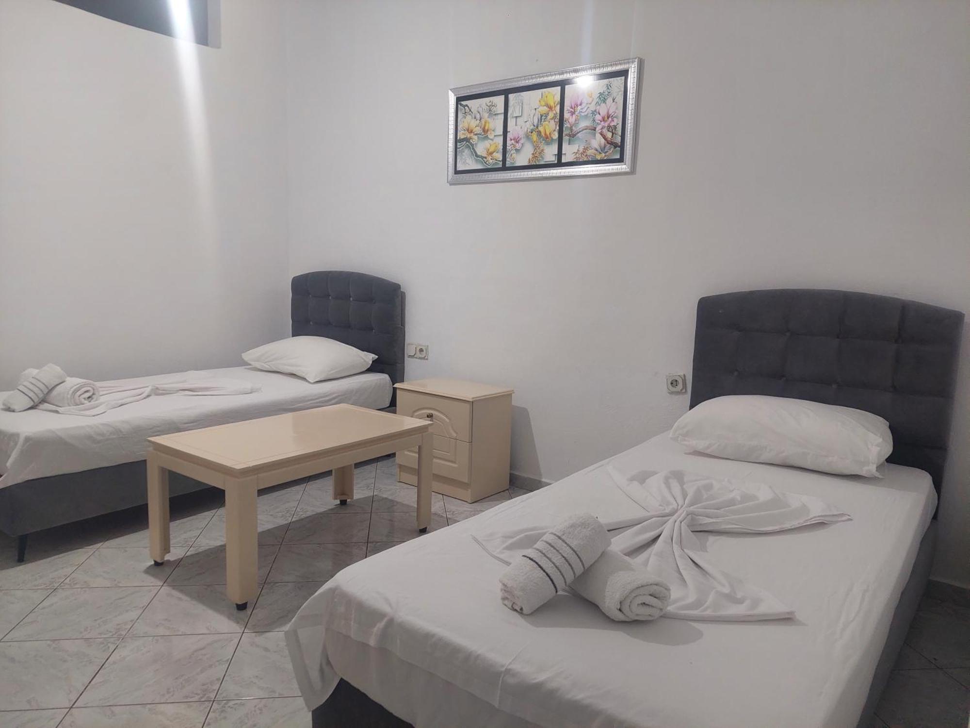 Casa Mia Economy Condos Sarandë Eksteriør bilde